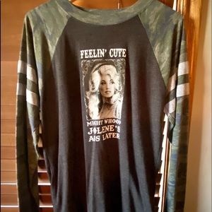 Dolly Long Sleeve Tee🖤